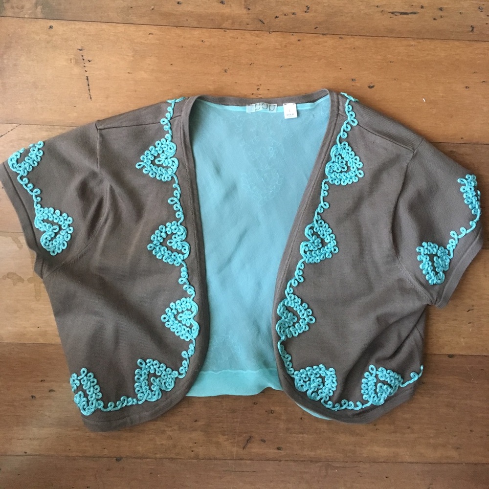 embroidered appliqué crop balero sweater